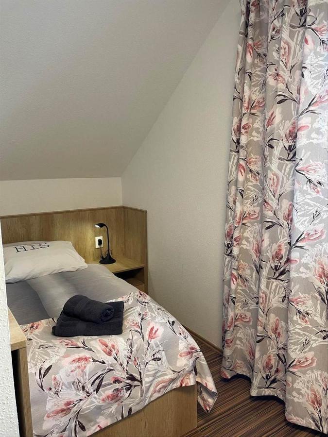 Eltako Penzion Karlovy Vary Dış mekan fotoğraf